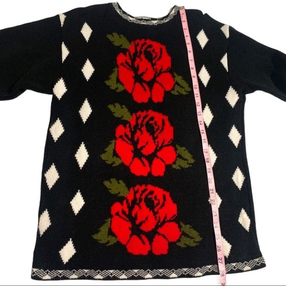 Vintage Blue Morgan Rose Graphic Print Sweater! - Picture 6 of 6